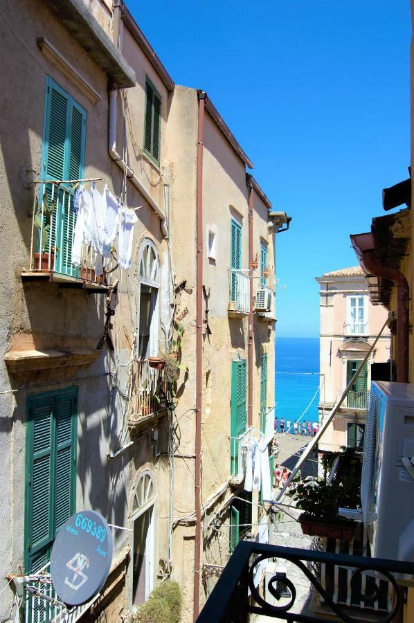 B&B The Tower Tropea Exterior photo