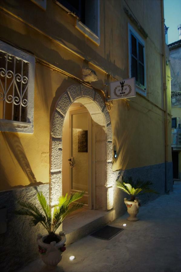 B&B The Tower Tropea Exterior photo